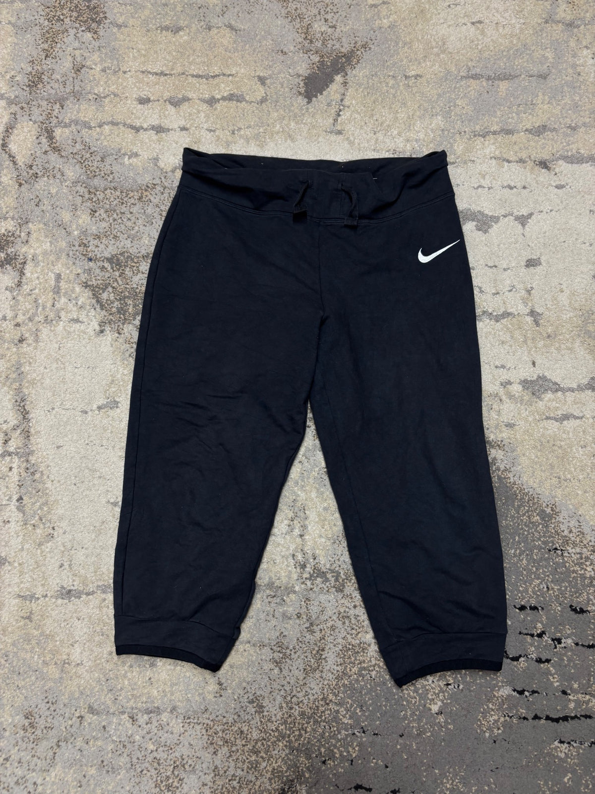 Legginsy Nike, damskie w bardzo dobrym stanie rozmiar M, widok z przodu