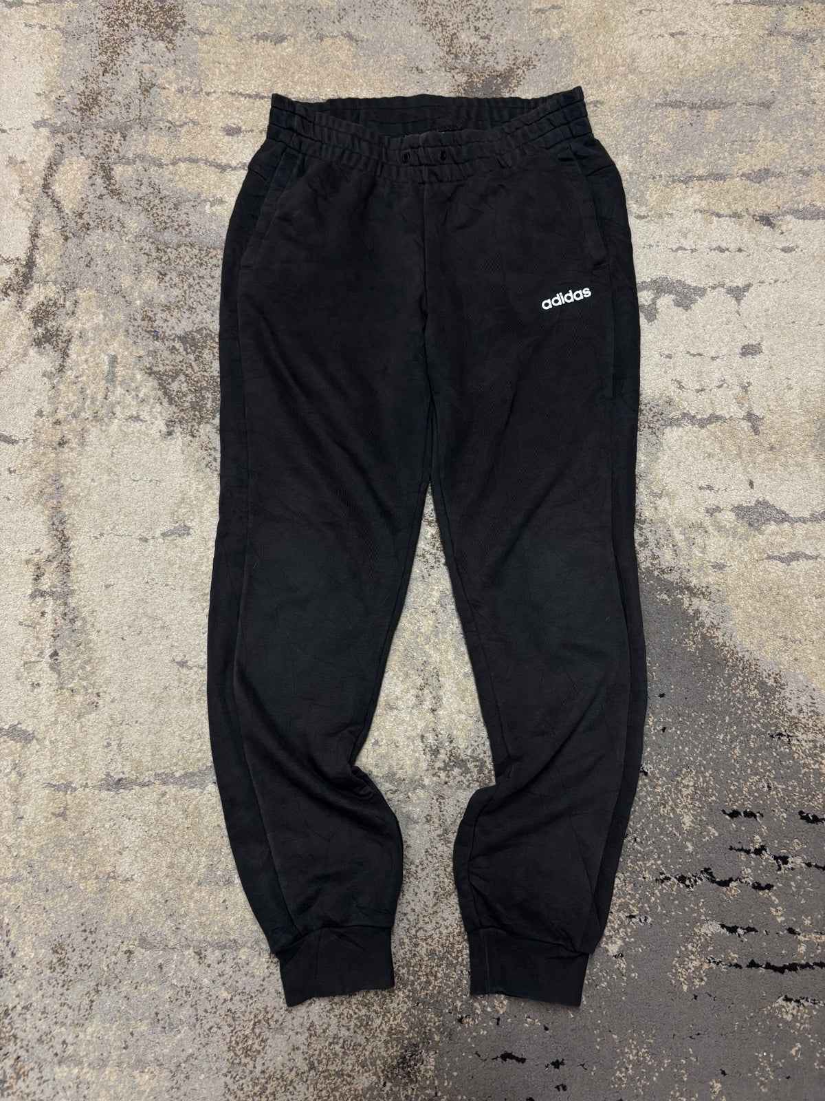 Dresy Adidas, damskie w bardzo dobrym stanie rozmiar S, widok z przodu
