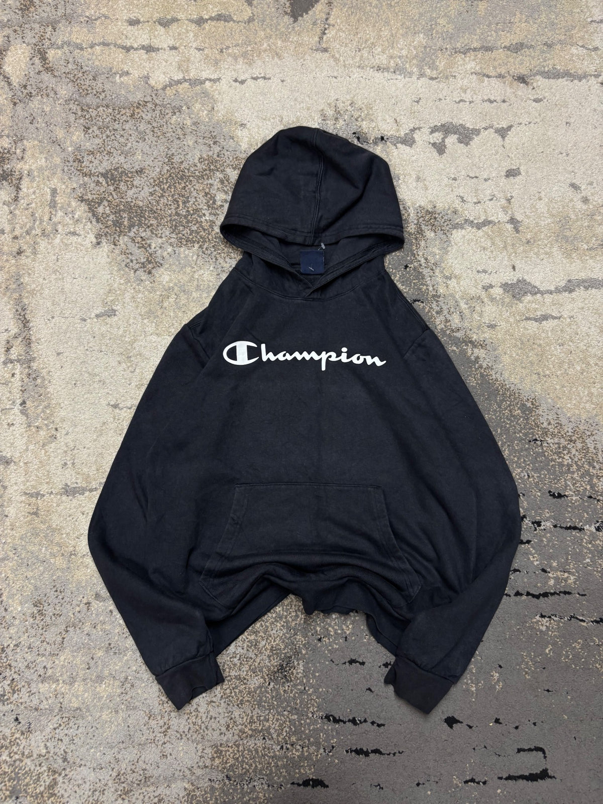 Bluza Champion hoodie, dziecięce w bardzo dobrym stanie rozmiar 170 cm / 15 lat, widok z przodu