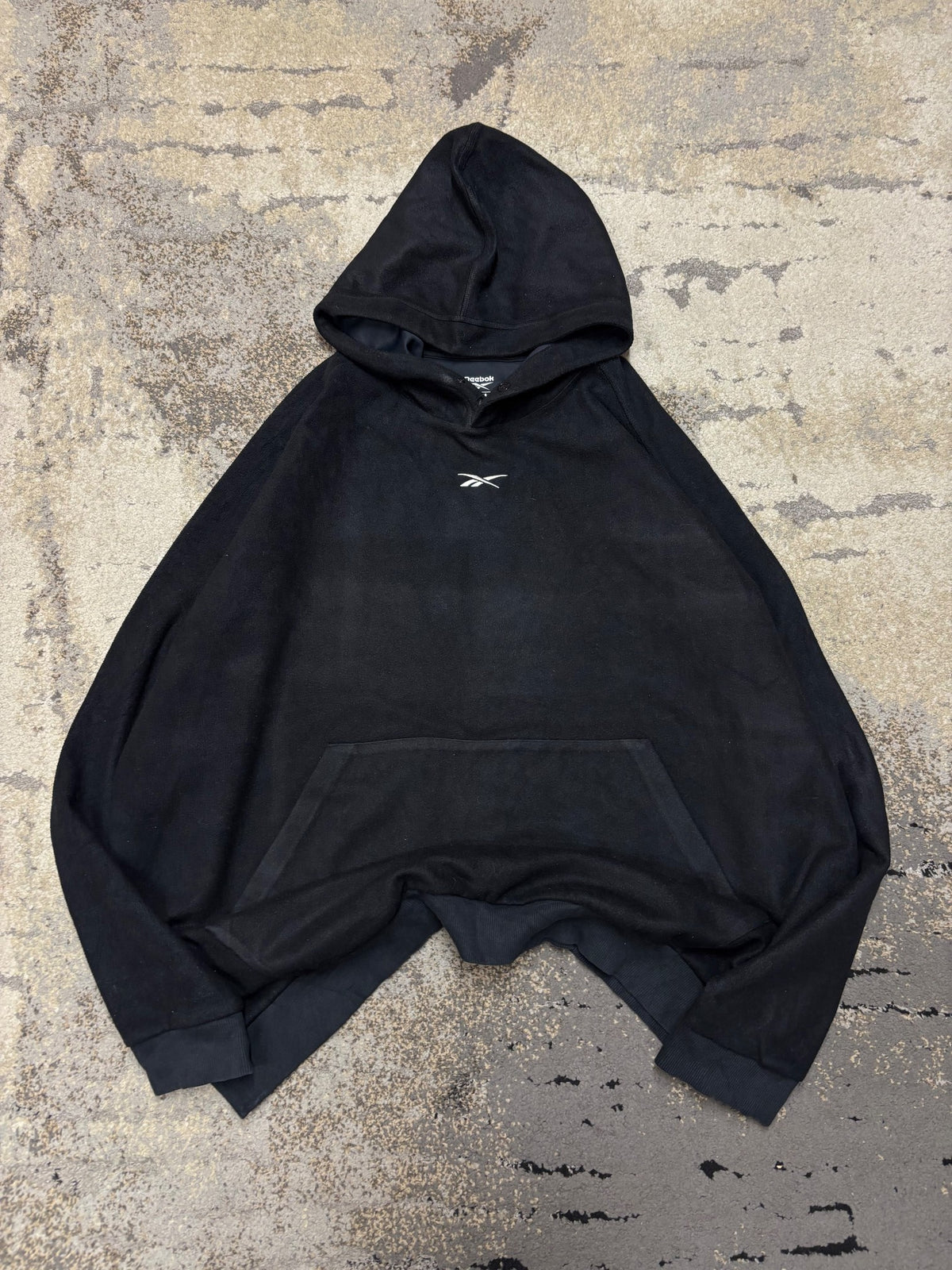 Bluza Reebok hoodie, męskie w bardzo dobrym stanie rozmiar XXL, widok z przodu