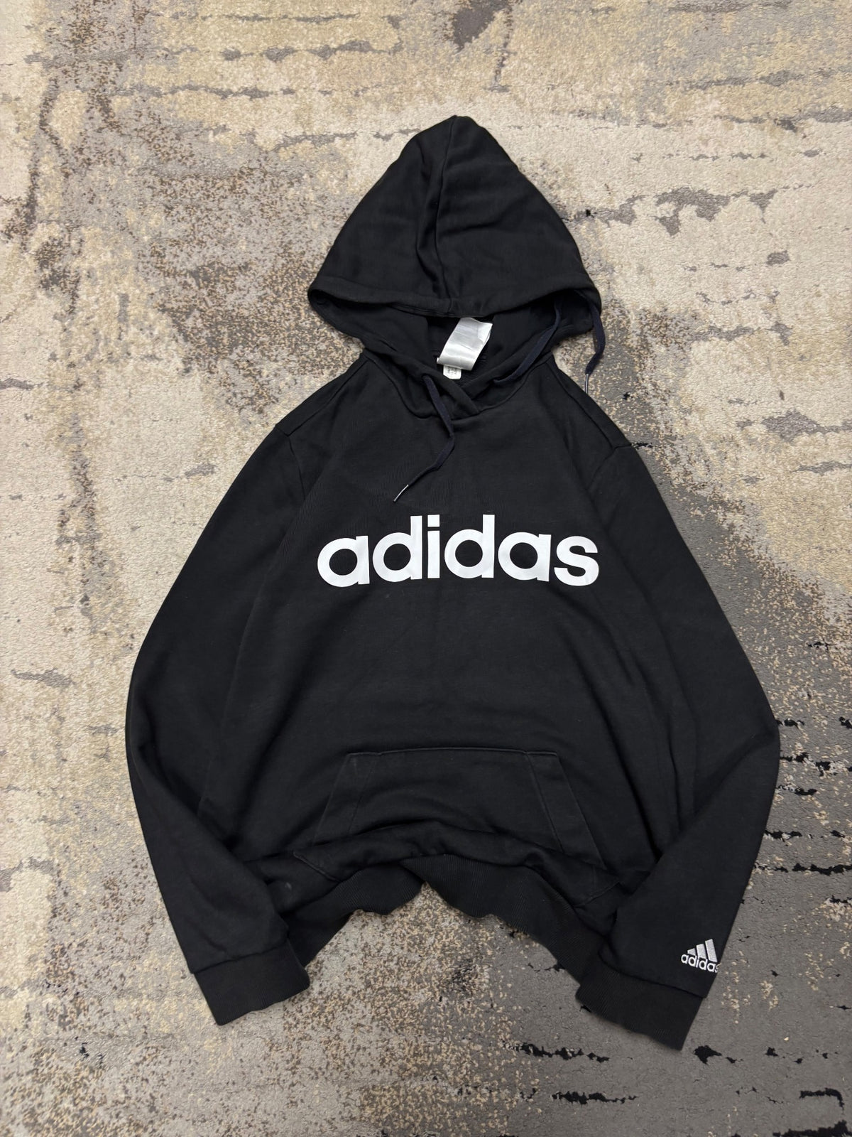 Bluza Adidas hoodie, damskie w bardzo dobrym stanie rozmiar L, widok z przodu