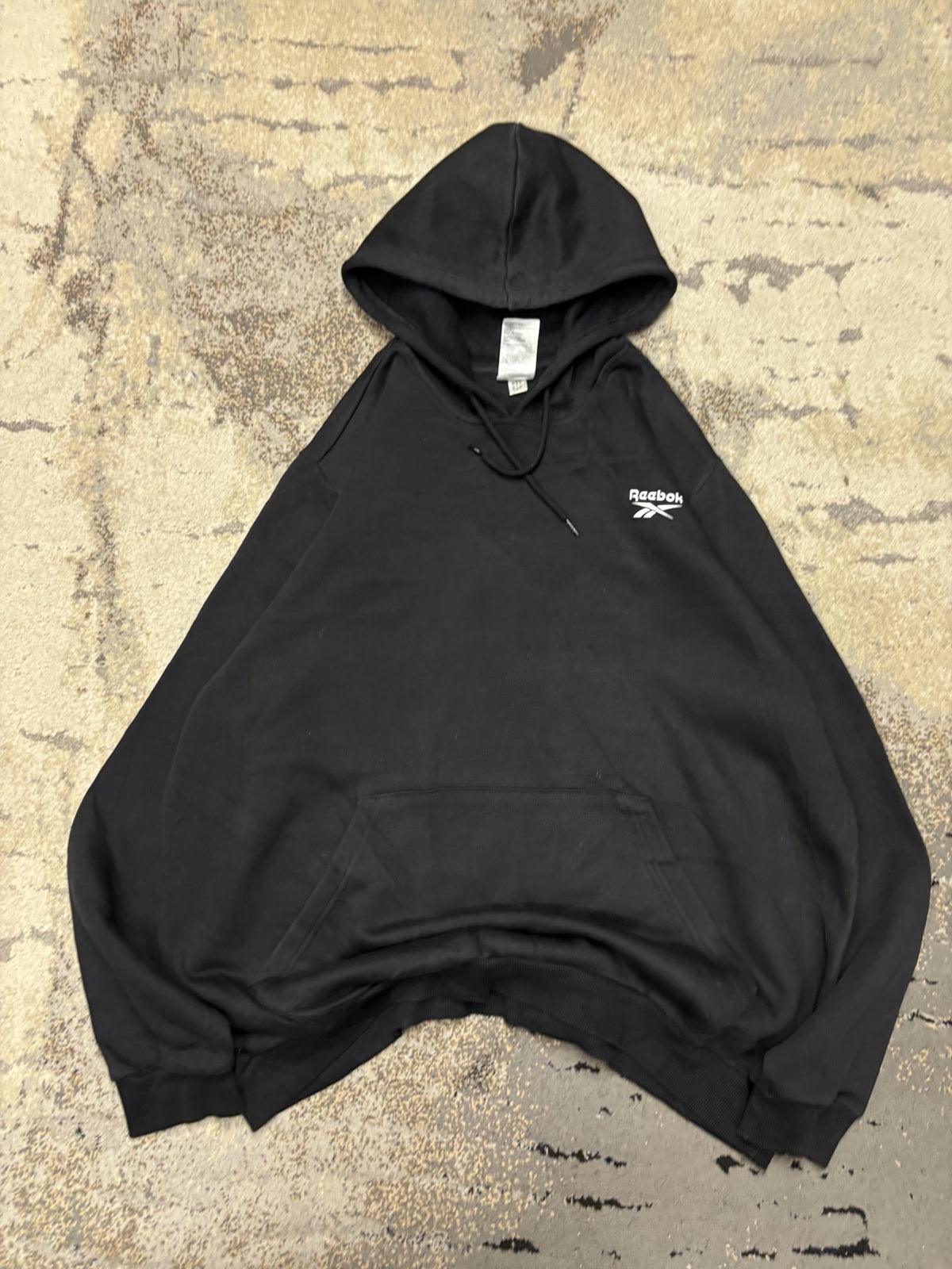 Bluza Reebok hoodie, męskie w bardzo dobrym stanie rozmiar XL, widok z przodu
