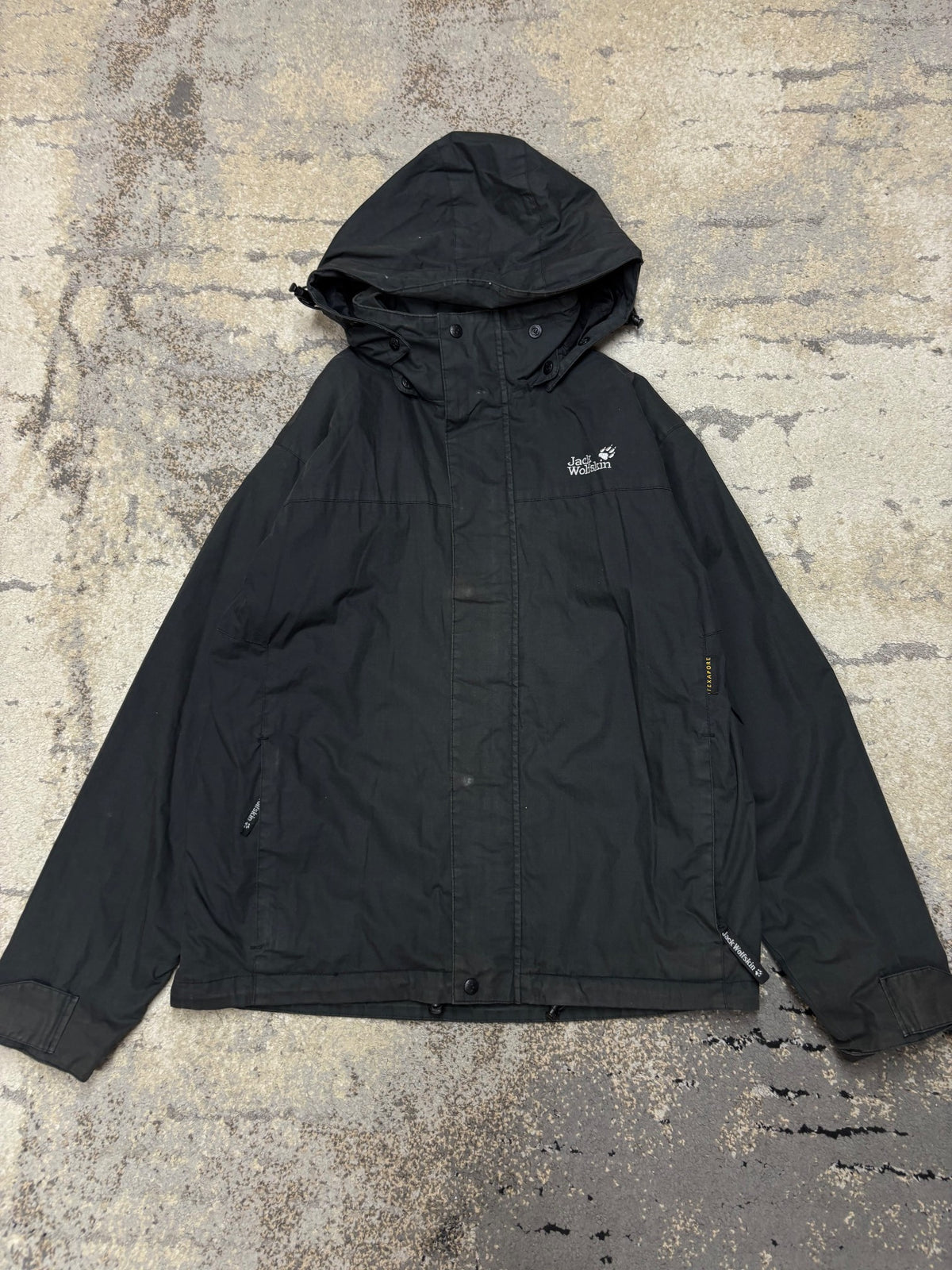 Kurtka Jack Wolfskin wiatrówka outdoor, męskie w bardzo dobrym stanie rozmiar S, widok z przodu