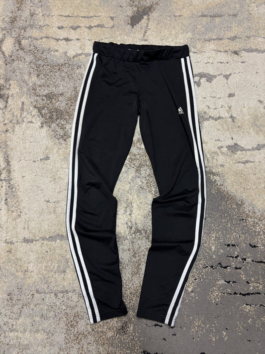 Legginsy adidas, dziecięce w bardzo dobrym stanie rozmiar 170 cm / 15 lat, widok z przodu