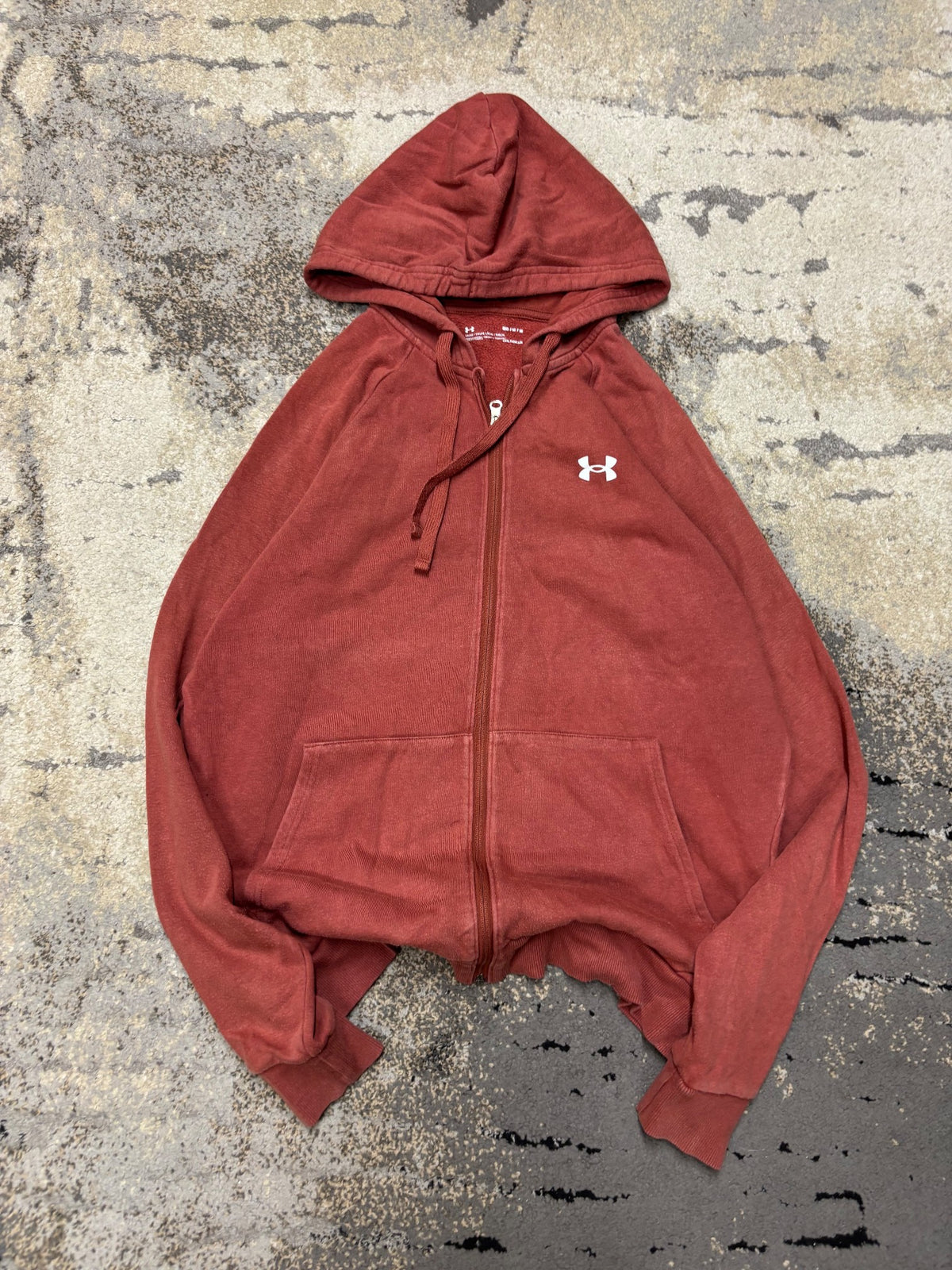 Bluza Under Armour zipp, damskie w bardzo dobrym stanie rozmiar M, widok z przodu