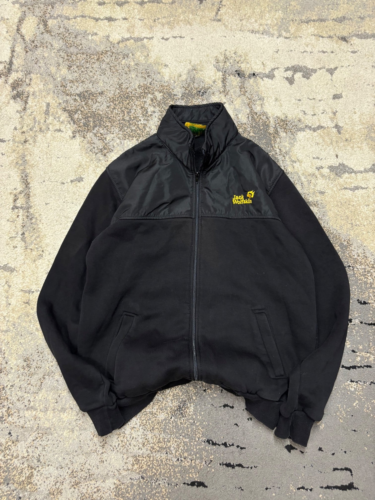 Bluza Jack Wolfskin zipp, męskie w bardzo dobrym stanie rozmiar M, widok z przodu