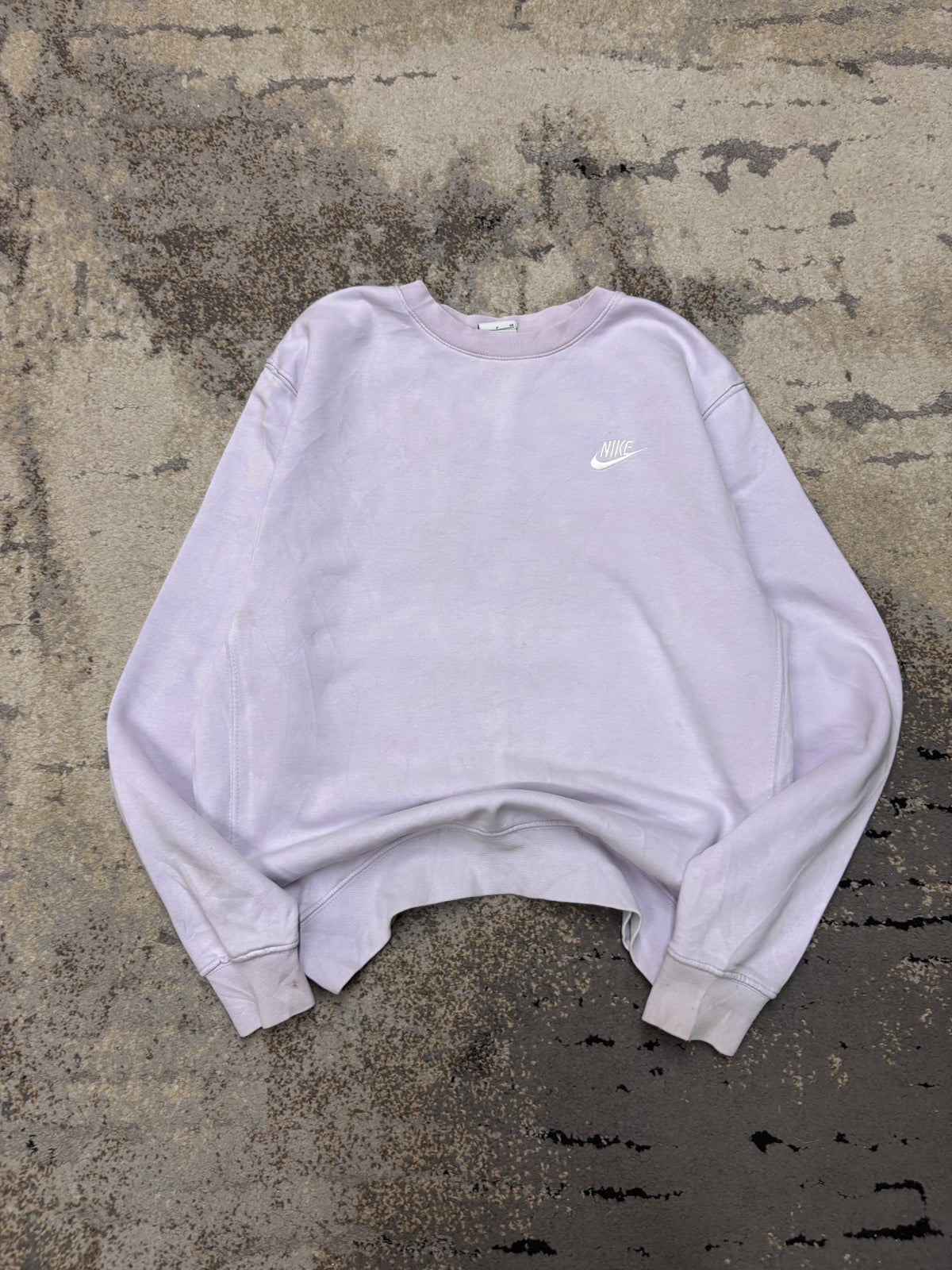 Bluza Nike crewneck, damskie w dobrym stanie rozmiar S, widok z przodu
