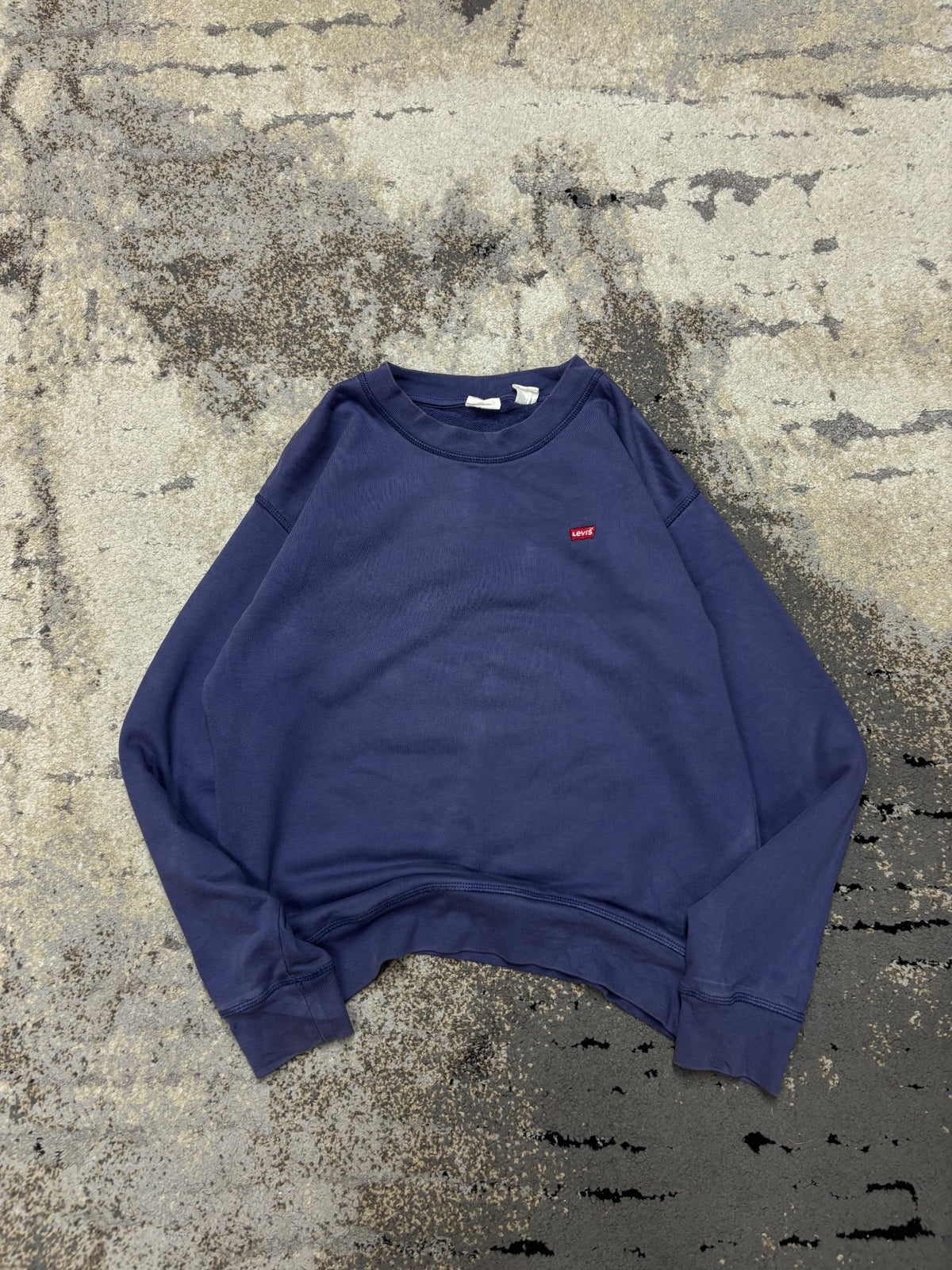 Levi's Bluza LEVI’S crewneck, damskie w bardzo dobrym stanie rozmiar XS, widok z przodu