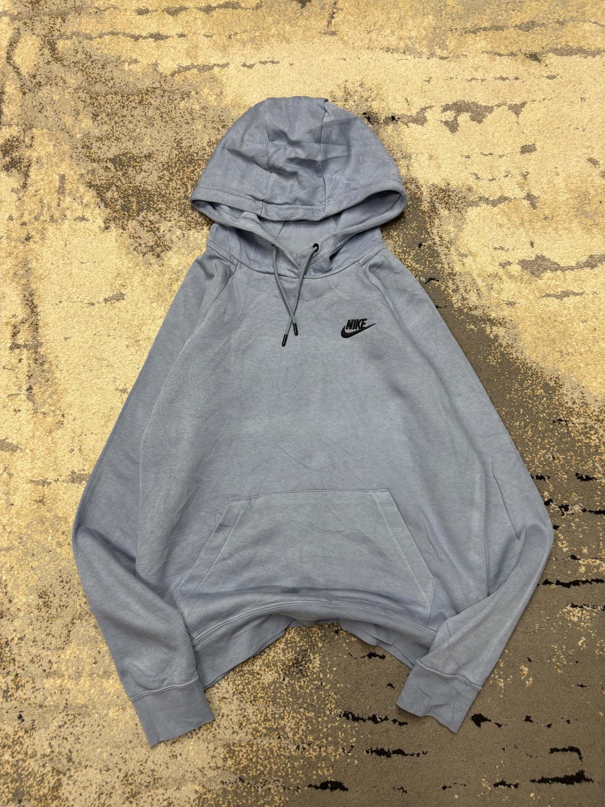 Bluza Nike hoodie, damskie w bardzo dobrym stanie rozmiar S, widok z przodu