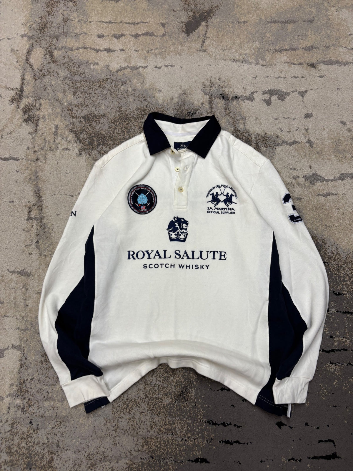 Bluza vintage retro y2k japan style, męskie w bardzo dobrym stanie rozmiar M, widok z przodu