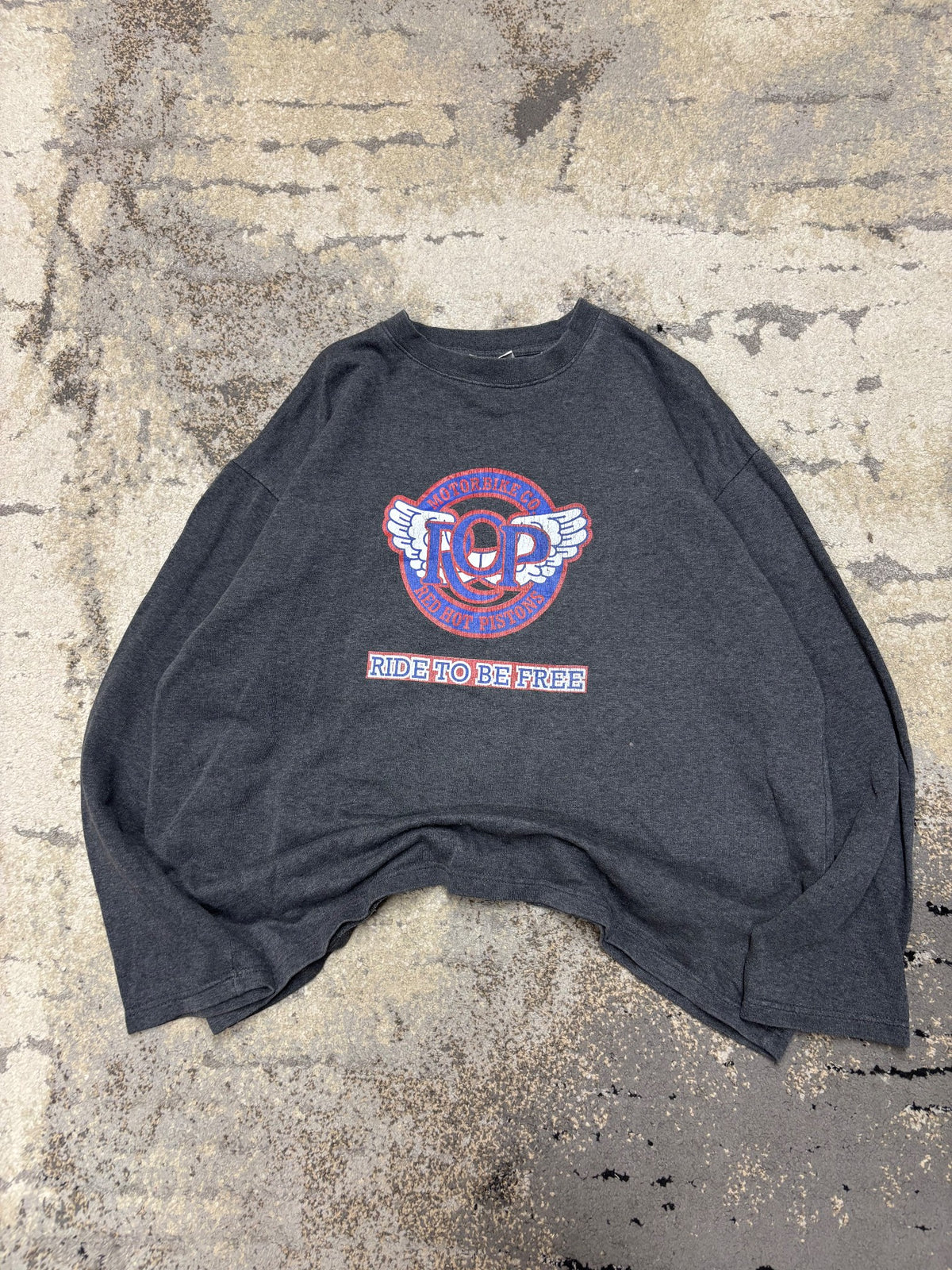 Bluza Japan style retro y2k crewneck, męskie w dobrym stanie rozmiar XXL, widok z przodu