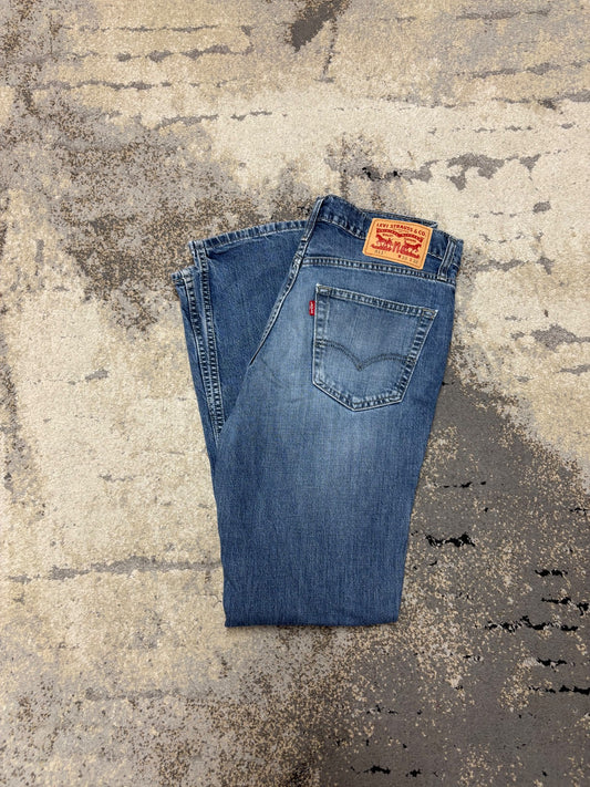 Levi's Jeansy LEVI’S 511, męskie w bardzo dobrym stanie rozmiar XL, widok z przodu