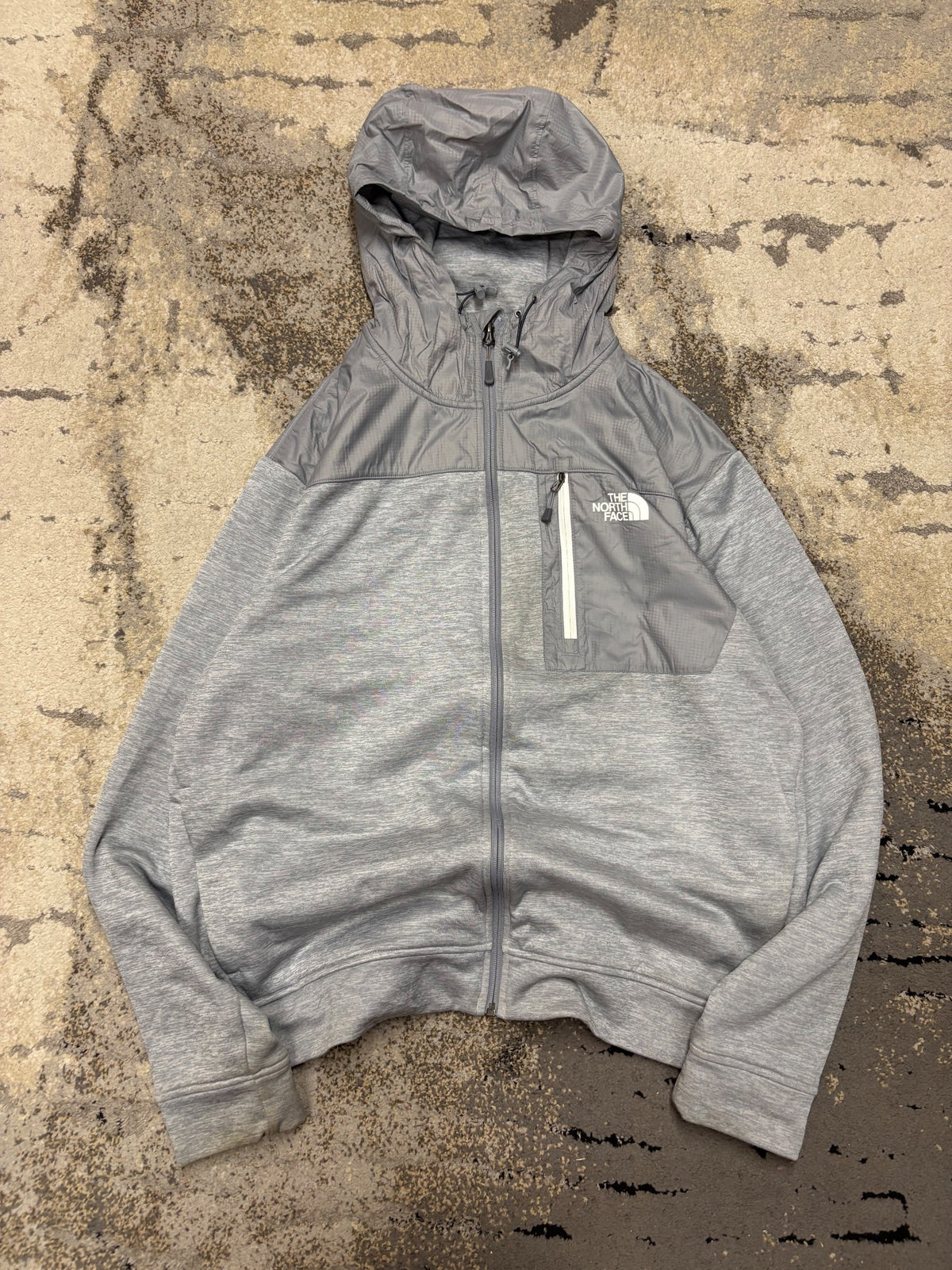 Bluza The North Face zipp, męskie w bardzo dobrym stanie rozmiar XL, widok z przodu