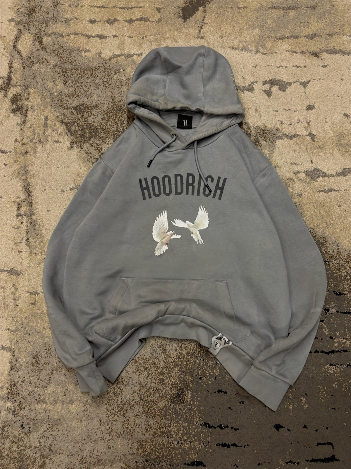 Bluza Hoodrich hoodie, męskie w bardzo dobrym stanie rozmiar L, widok z przodu
