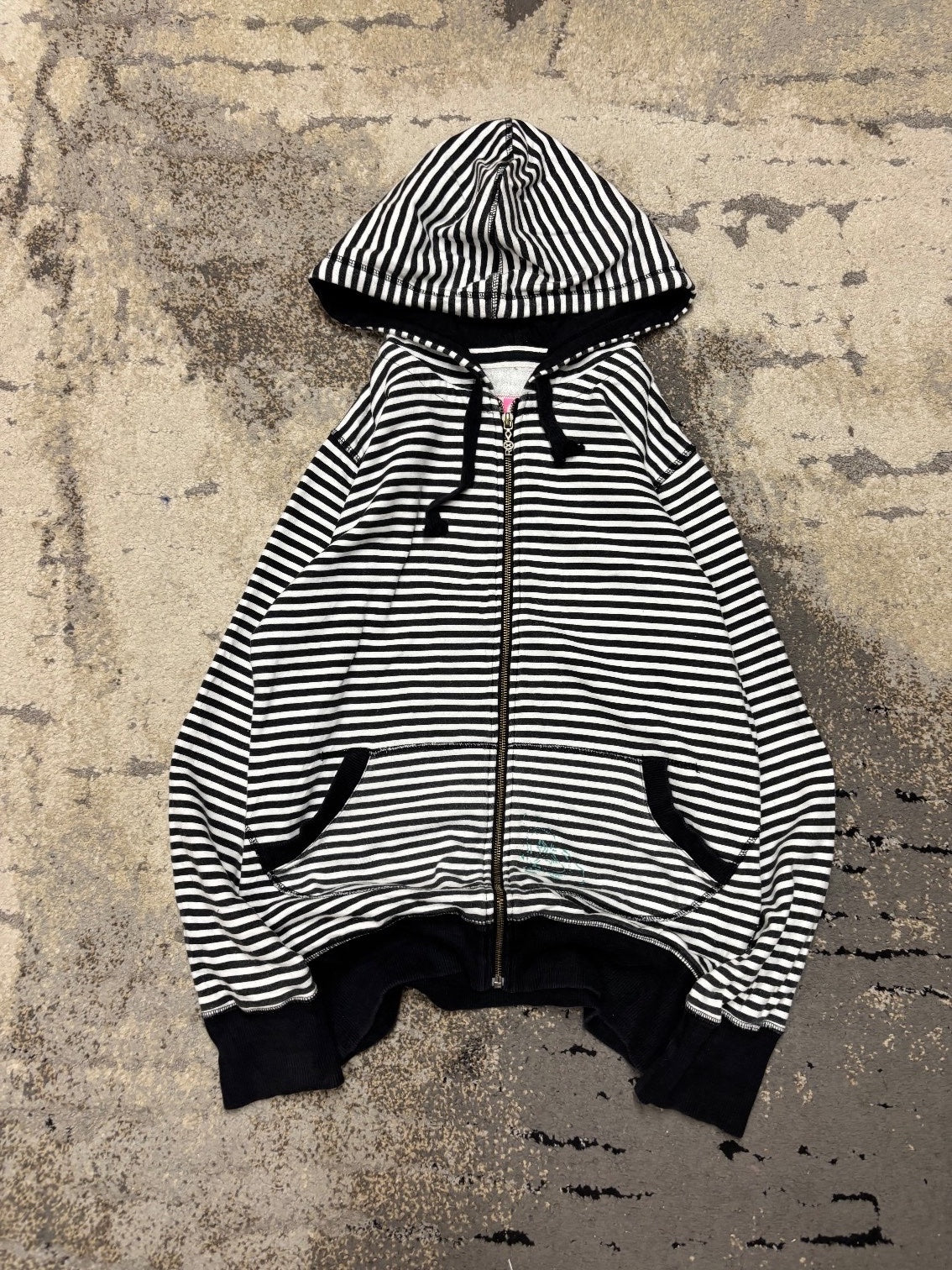 Bluza vintage retro y2k japan style, damskie w bardzo dobrym stanie rozmiar L, widok z przodu