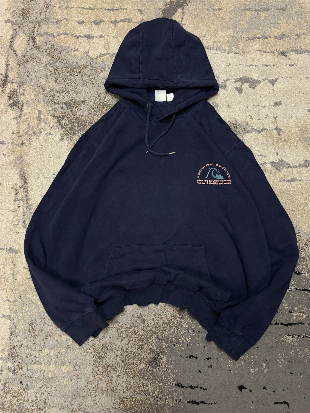 Bluza Quiksilver hoodie, męskie w bardzo dobrym stanie rozmiar XXL, widok z przodu