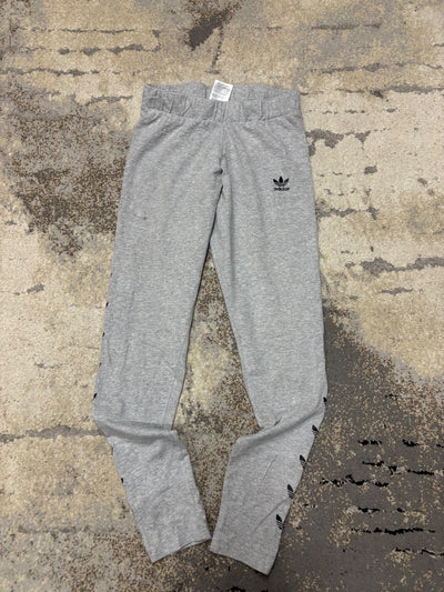 Legginsy adidas, damskie w bardzo dobrym stanie rozmiar S, detal
