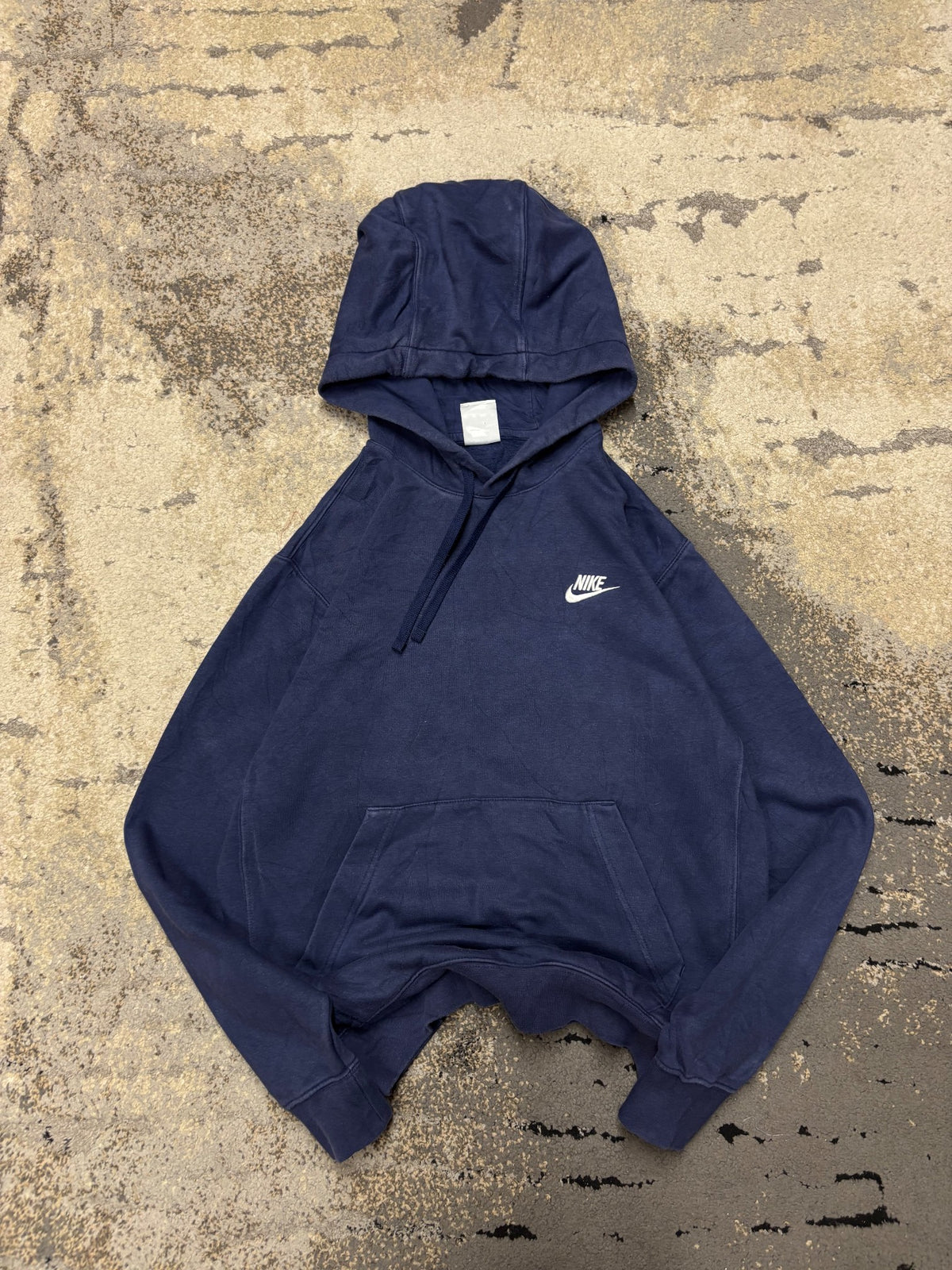 Bluza Nike hoodie, damskie w bardzo dobrym stanie rozmiar XS, widok z przodu