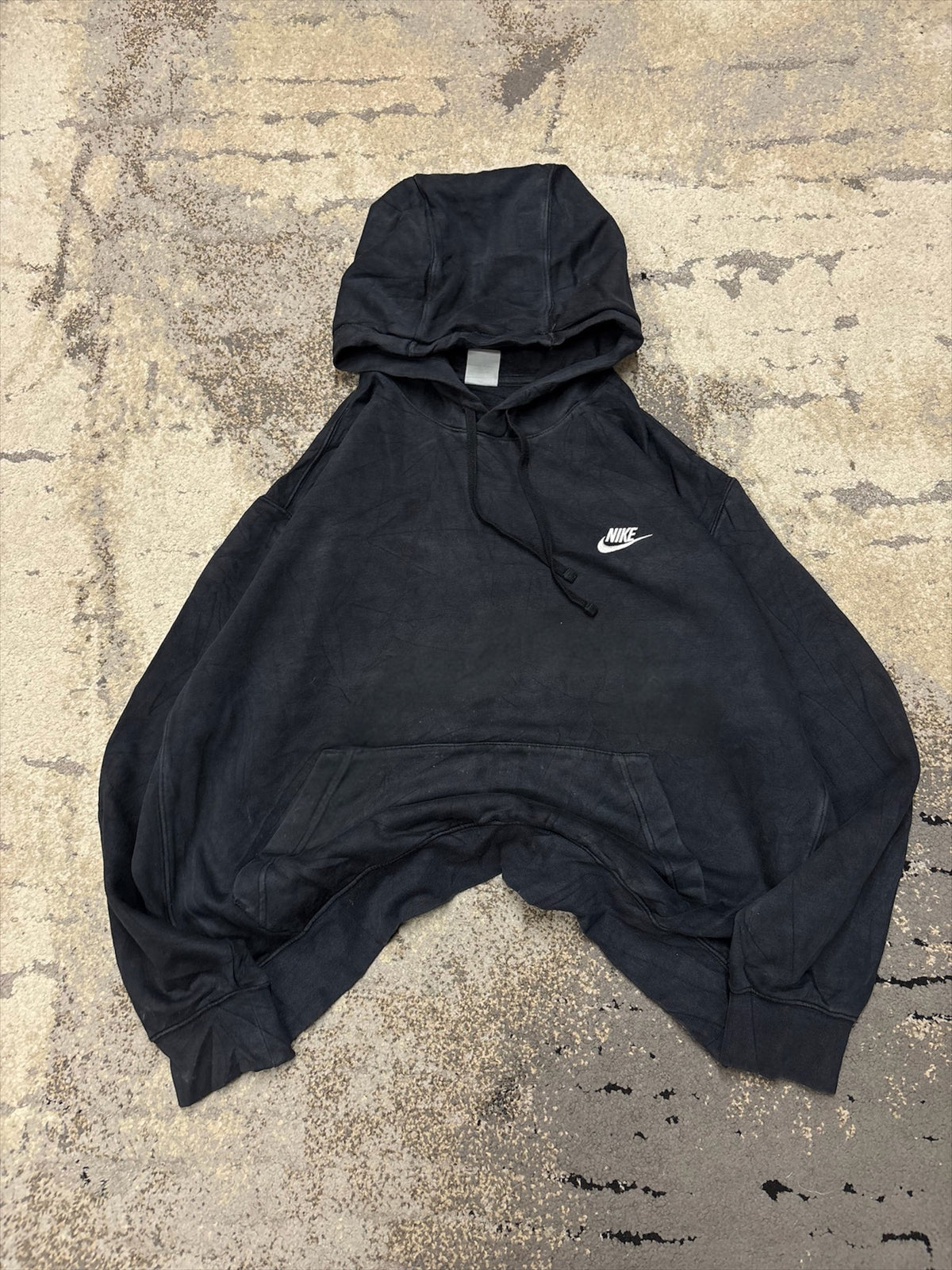 Bluza Nike hoodie, męskie w bardzo dobrym stanie rozmiar XL, widok z przodu