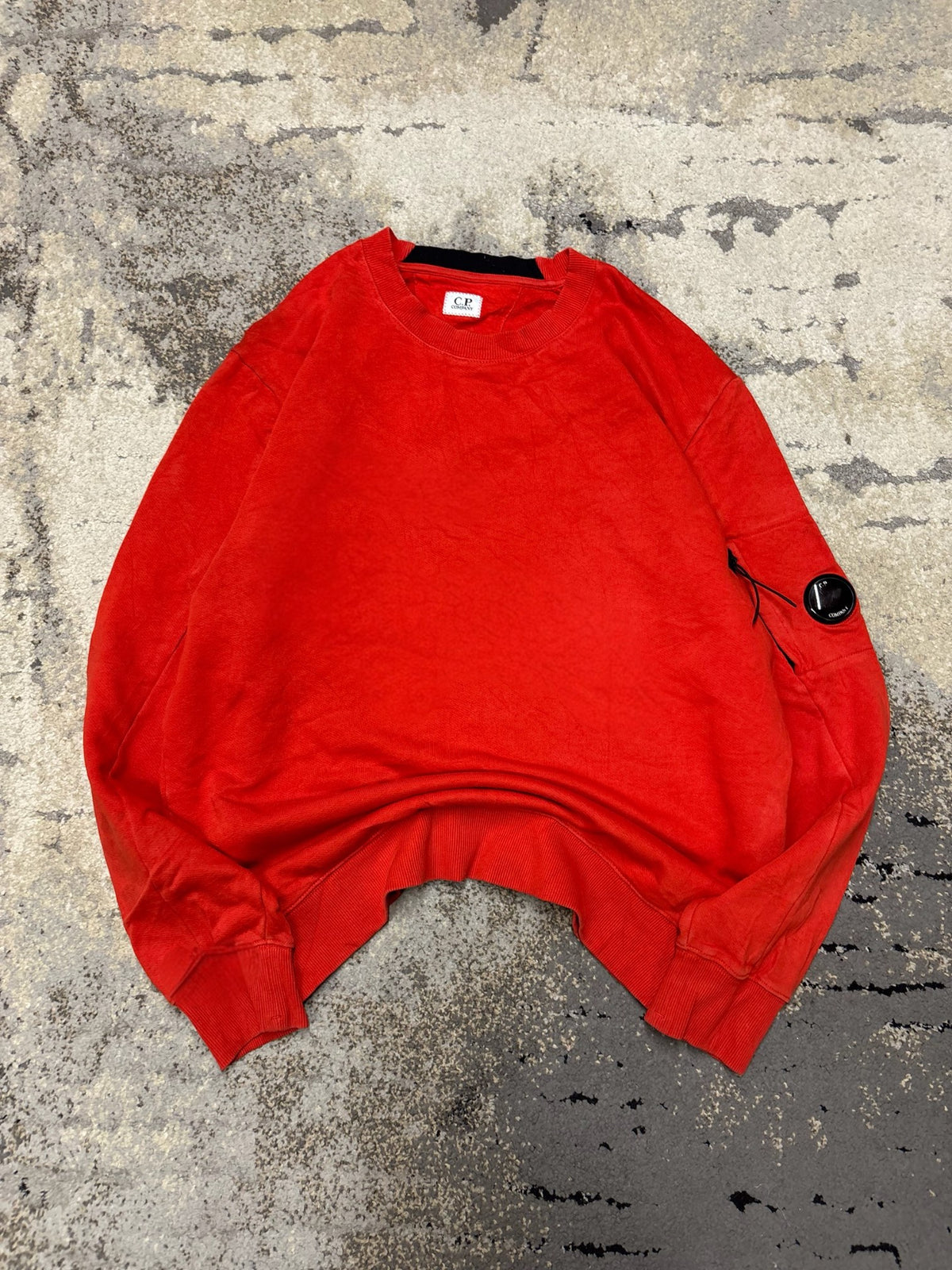 C.P. Company Bluza C.P Company crewneck, męskie w bardzo dobrym stanie rozmiar XL, widok z przodu