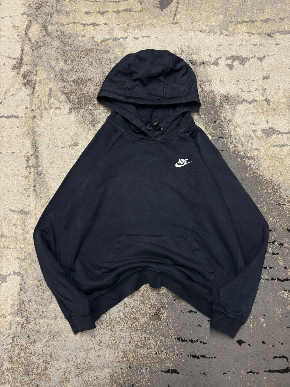 Bluza Nike hoodie, męskie w bardzo dobrym stanie rozmiar M, widok z przodu