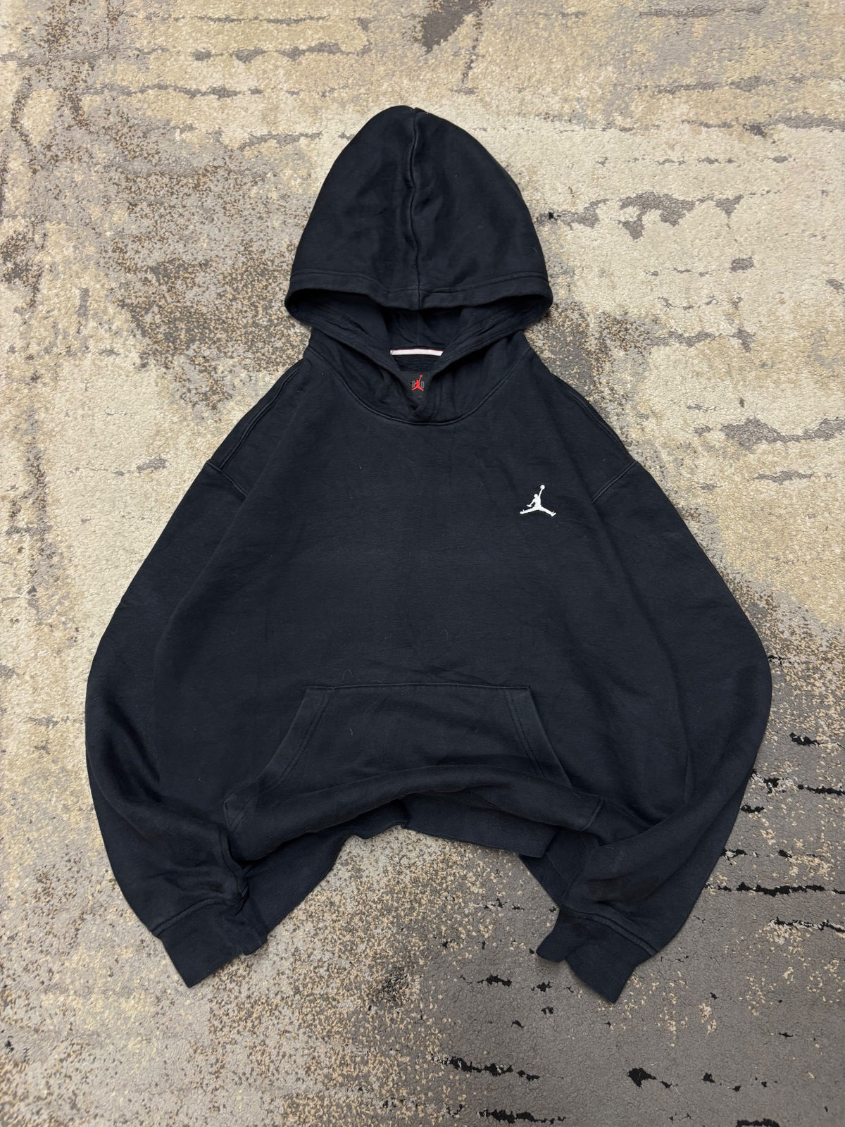 Bluza jordan hoodie, damskie w bardzo dobrym stanie rozmiar S, widok z przodu