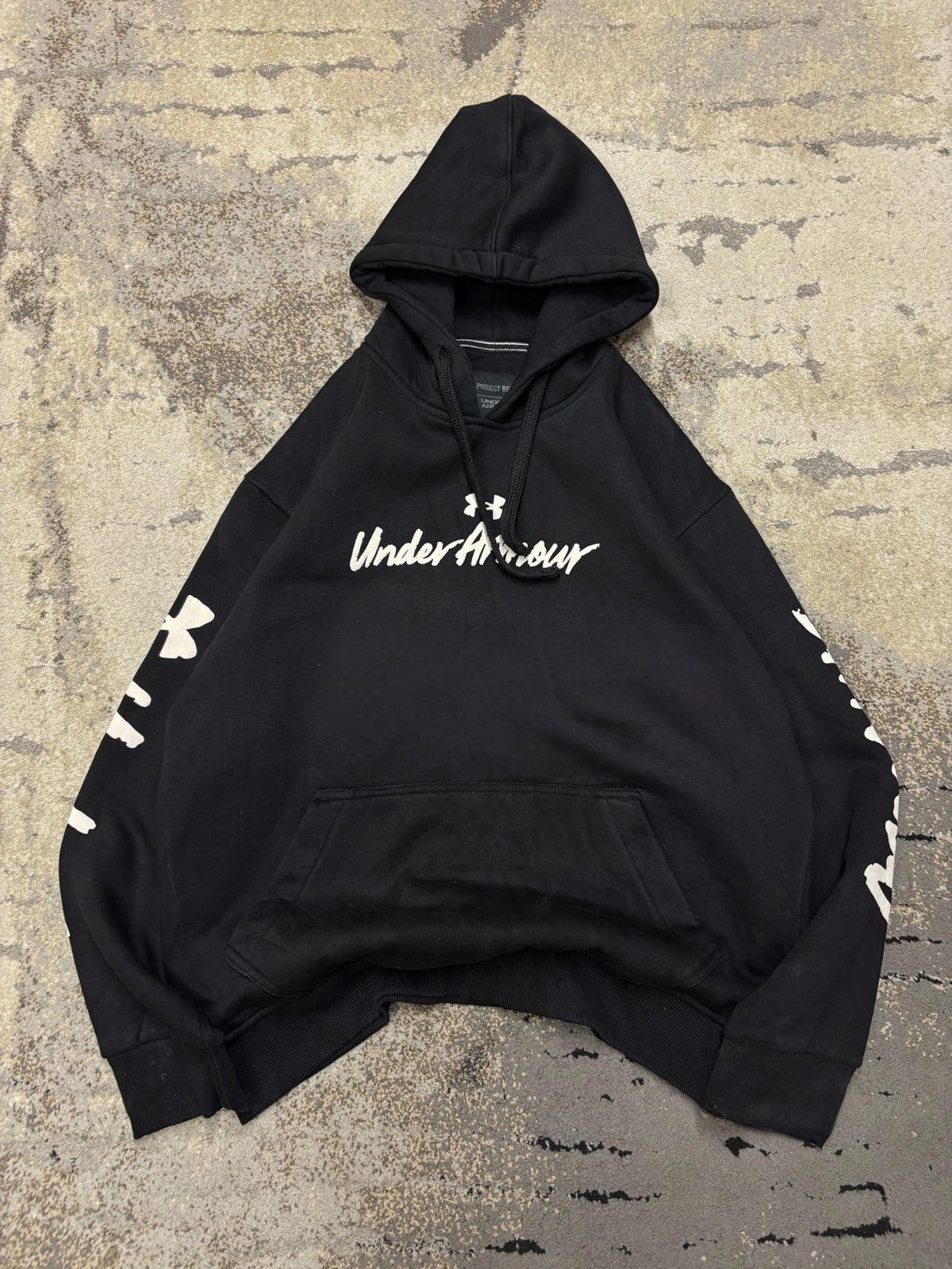 Bluza Under Armour hoodie, męskie w bardzo dobrym stanie rozmiar XXL, widok z przodu