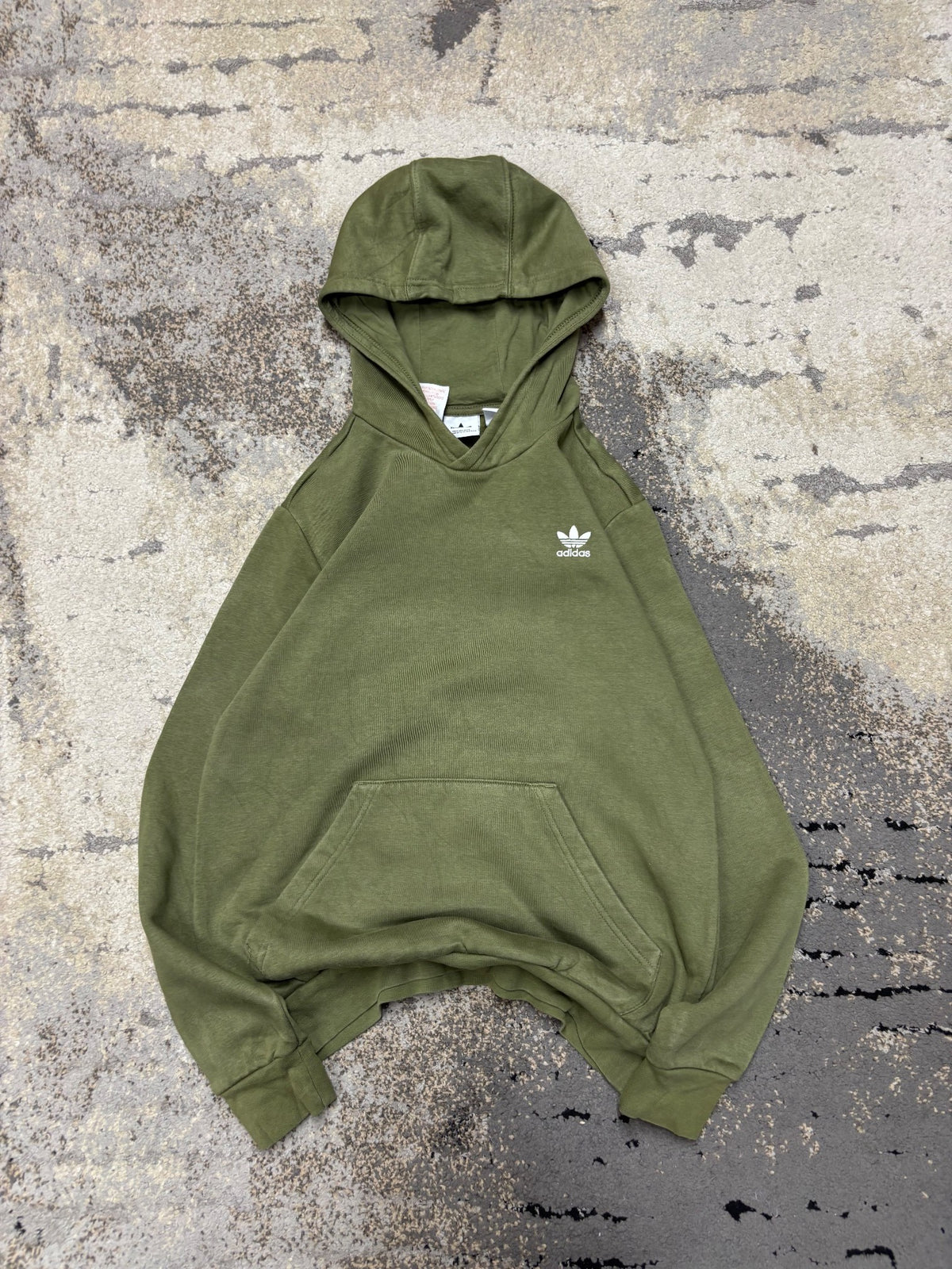 Bluza Adidas hoodie, dziecięce w bardzo dobrym stanie rozmiar 164 cm / 14 lat, widok z przodu