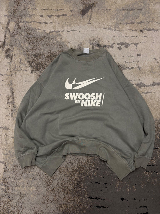 Bluza Nike crewneck, damskie w bardzo dobrym stanie rozmiar S, widok z przodu