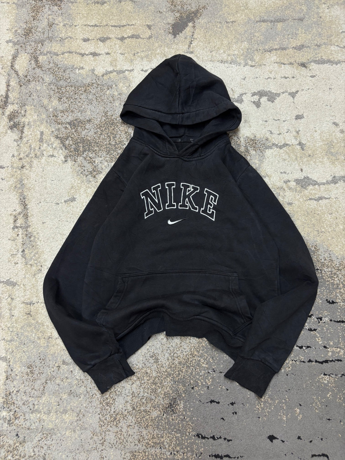 Bluza Nike hoodie, damskie w bardzo dobrym stanie rozmiar XS, detal