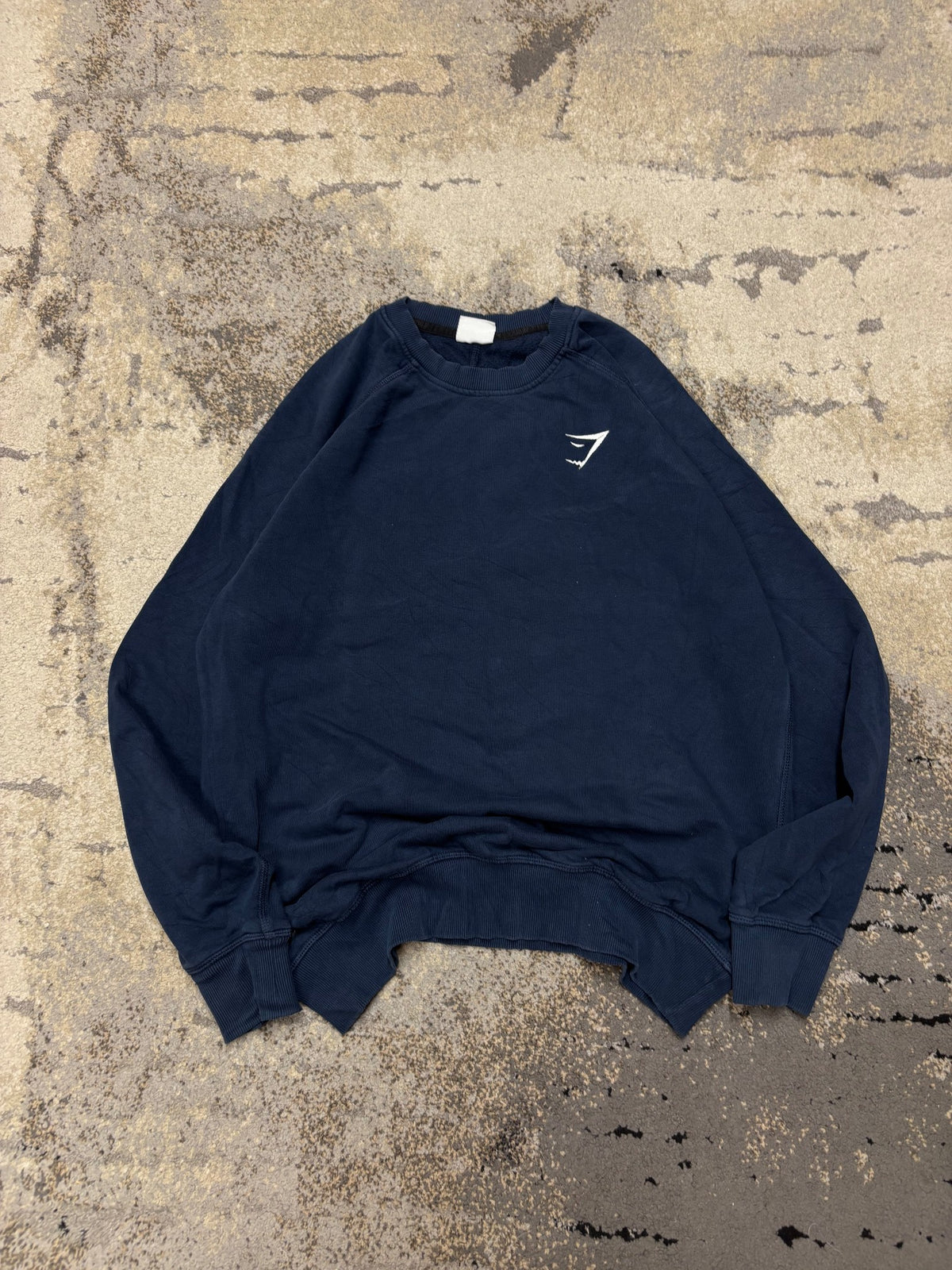 Bluza GymShark crewneck, damskie w bardzo dobrym stanie rozmiar L, widok z przodu