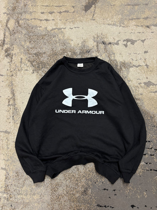 Bluza Under Armour crewneck, męskie w bardzo dobrym stanie rozmiar M, widok z przodu