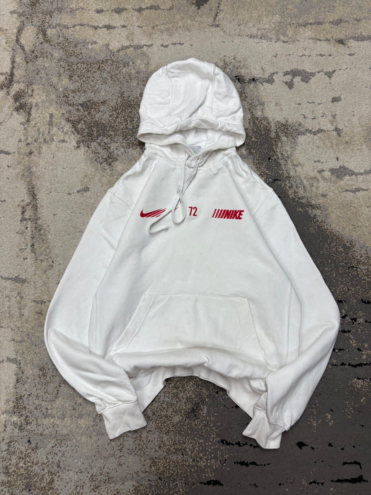 Bluza Nike hoodie, damskie w bardzo dobrym stanie rozmiar XS, detal