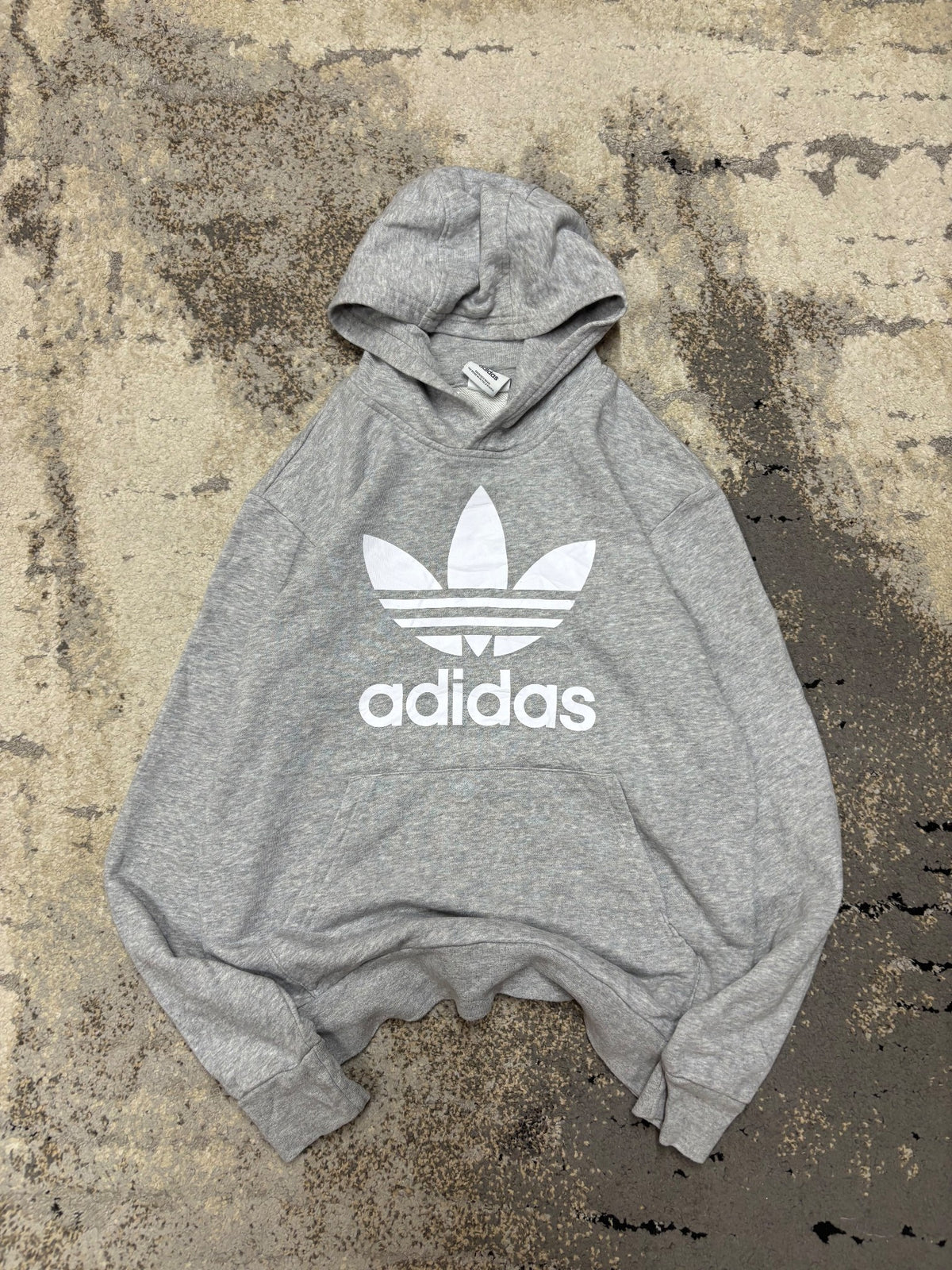 Bluza Adidas hoodie, dziecięce w bardzo dobrym stanie rozmiar 152 cm / 12 lat, widok z przodu