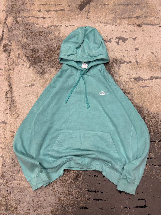Bluza Nike hoodie, damskie w bardzo dobrym stanie rozmiar L, widok z przodu