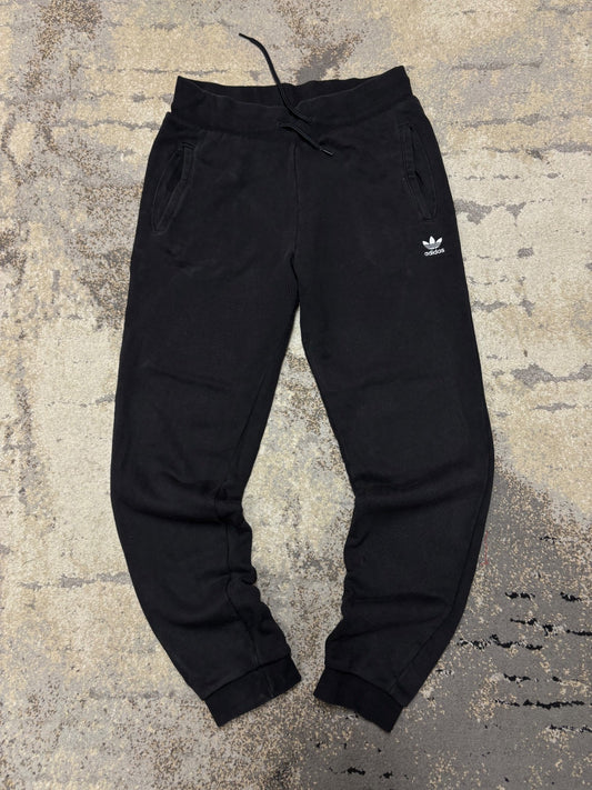 Dresy Adidas, męskie w bardzo dobrym stanie rozmiar M, widok z przodu