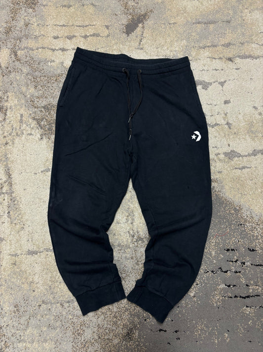 Dresy Converse, damskie w bardzo dobrym stanie rozmiar M, widok z przodu
