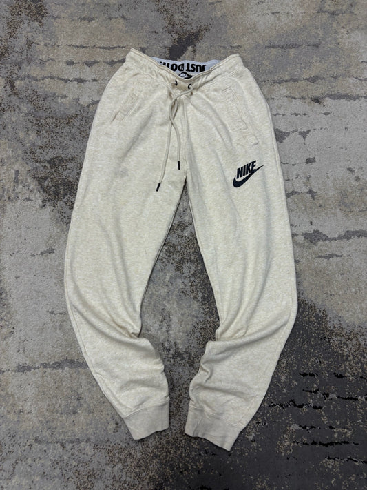 Nike SB Dresy Nike, damskie w bardzo dobrym stanie rozmiar XS, widok z przodu