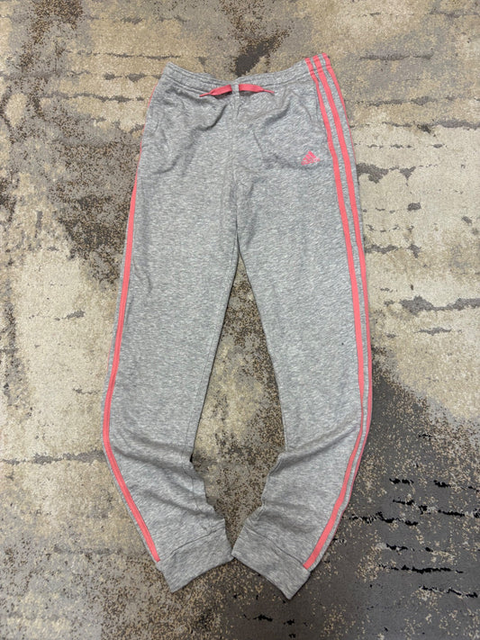 adidas Originals Dresy Adidas, dziecięce w bardzo dobrym stanie rozmiar 164 cm / 14 lat, detal