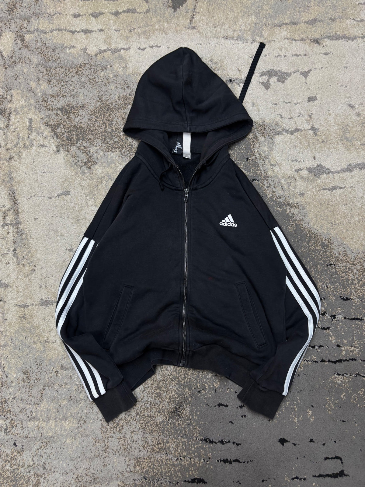 Bluza Adidas zipp, damskie w bardzo dobrym stanie rozmiar S, widok z przodu