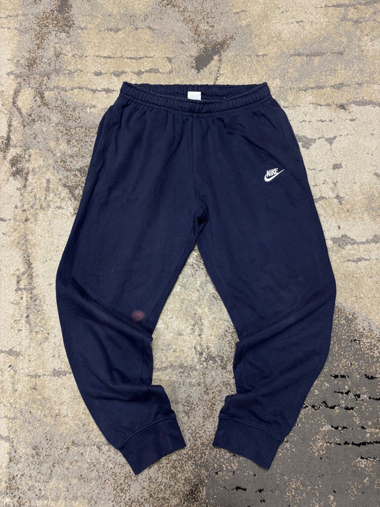 Dresy Nike, męskie w dobrym stanie rozmiar L, widok z przodu
