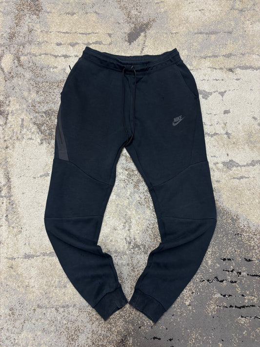 Dresy Nike Tech Fleece, męskie w dobrym stanie rozmiar S, widok z przodu