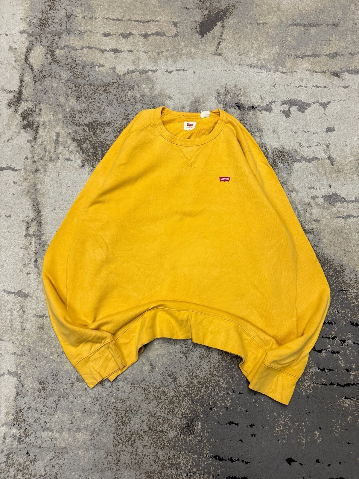 Levi's Bluza LEVI’S crewneck, męskie w bardzo dobrym stanie rozmiar M, detal