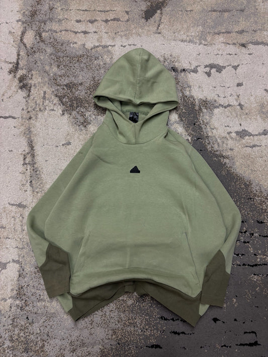 Bluza Adidas hoodie, damskie w bardzo dobrym stanie rozmiar S, widok z przodu