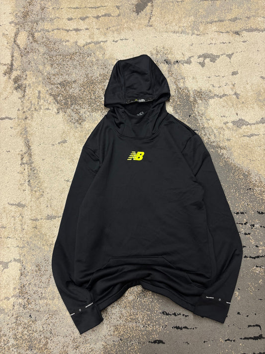 Bluza New Balance hoodie, męskie w bardzo dobrym stanie rozmiar S, widok z przodu