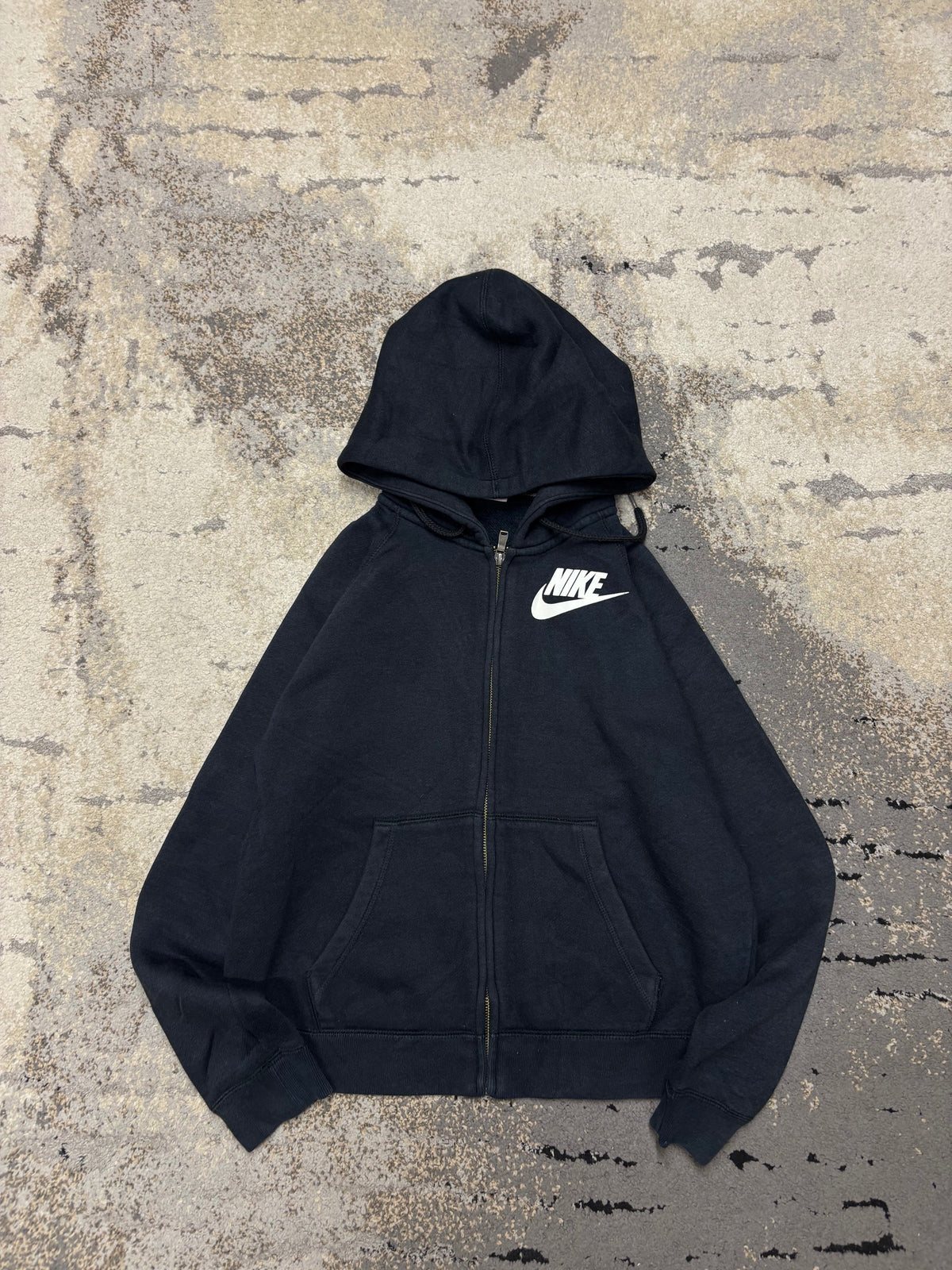 Bluza Nike zipp, damskie w bardzo dobrym stanie rozmiar M, widok z przodu