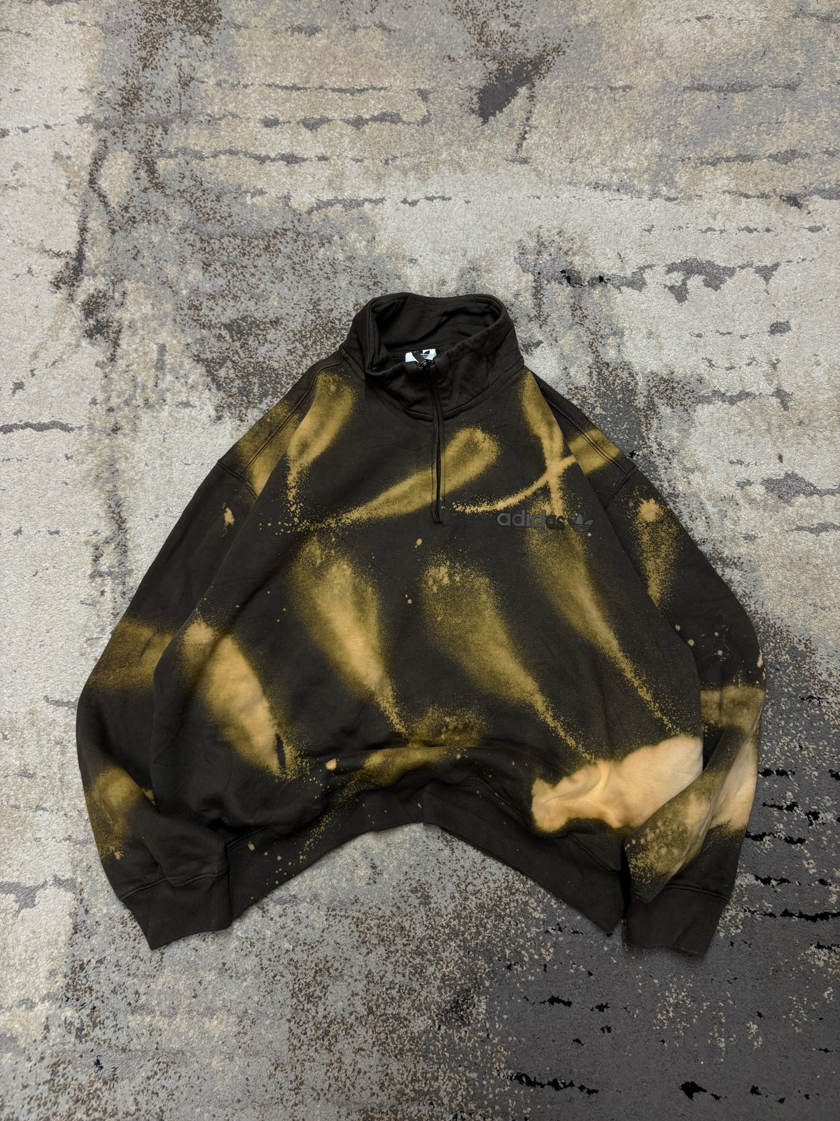 Bluza Adidas half zipp, damskie w bardzo dobrym stanie rozmiar M, detal