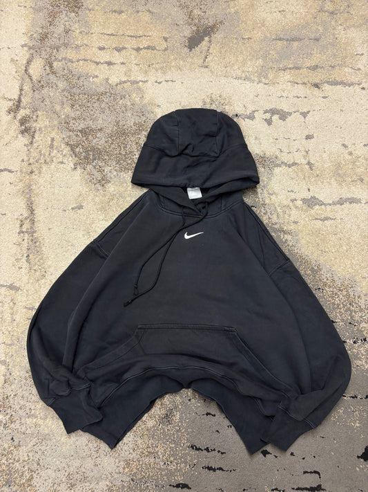 Bluza Nike hoodie, damskie w bardzo dobrym stanie rozmiar XL, widok z przodu