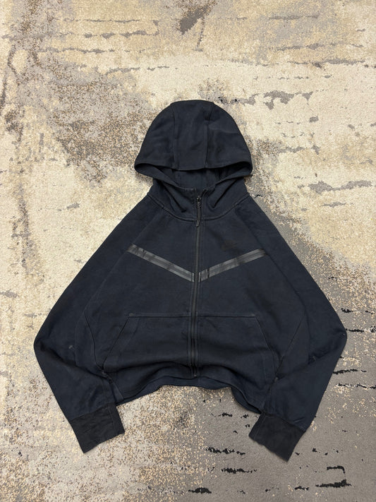 Bluza Nike Tech Fleece, damskie w bardzo dobrym stanie rozmiar M, widok z przodu