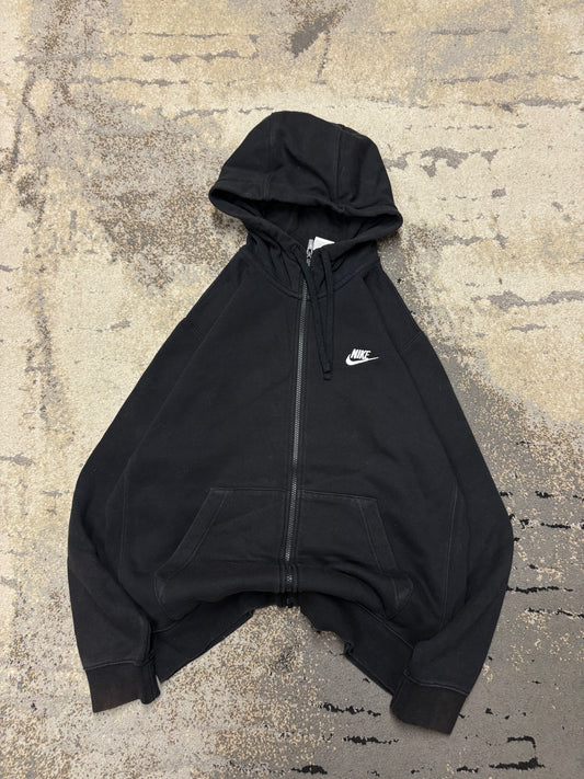 Bluza Nike zipp, męskie w bardzo dobrym stanie rozmiar M, widok z przodu